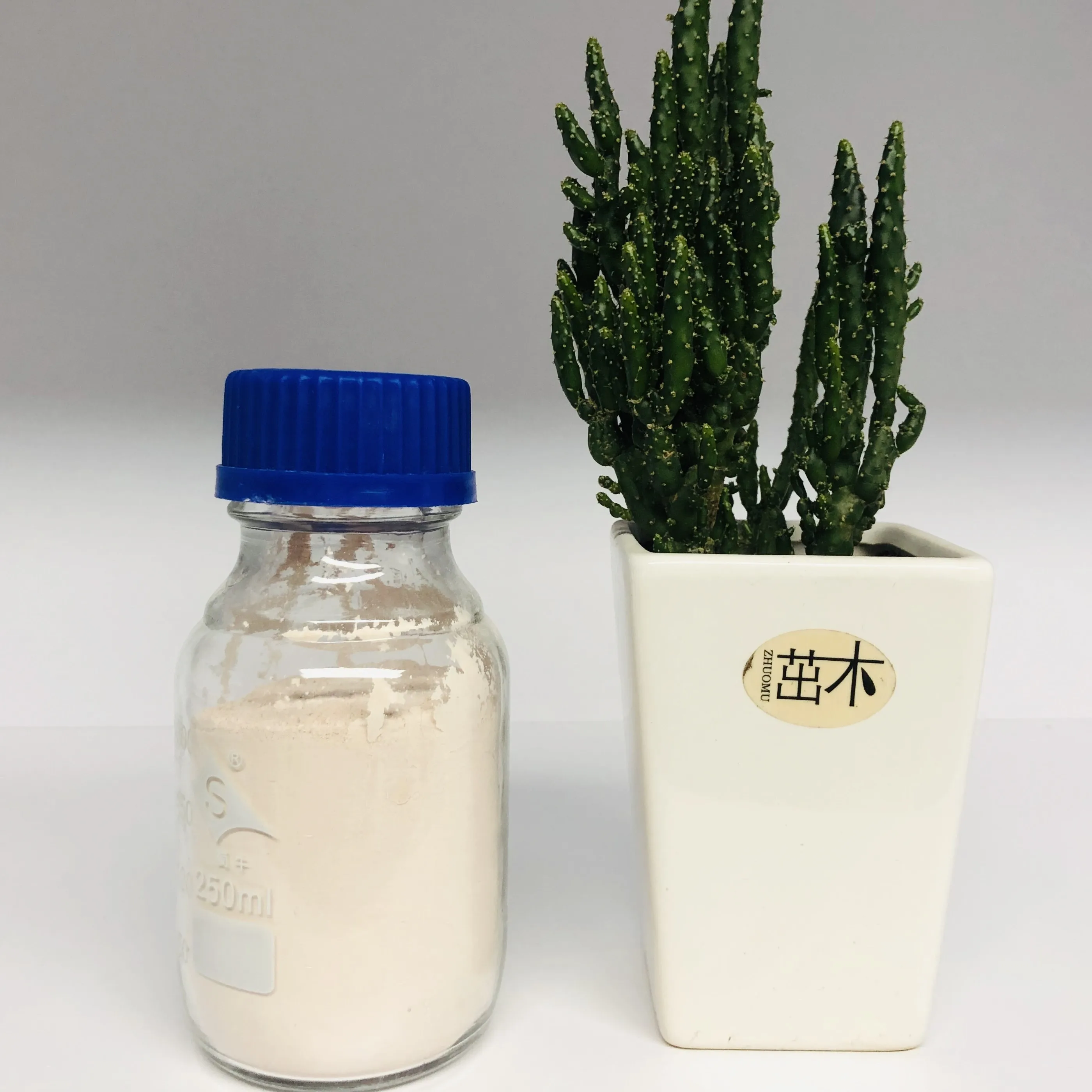 Activated bleaching earth for oil decoloration