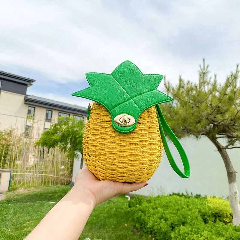 2024 New Fashion Cute Cross Bag for Ladies Straw Woven Beach Shoulder Purse Chain Shoulder Women Sling Pineapple Shaped Bags