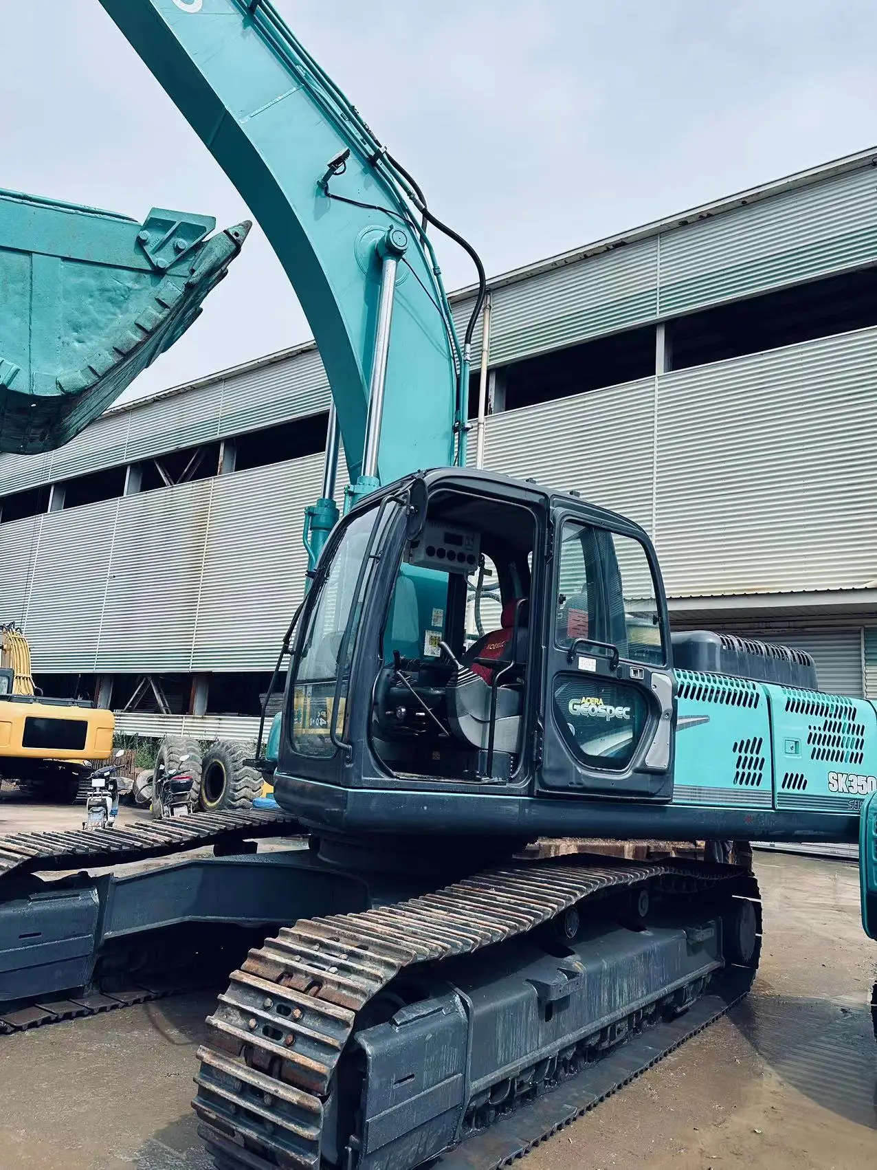 35ton Second-Hand Kobelco Excavator Sk350 sk200 original Accessories in Good Condition used excavator