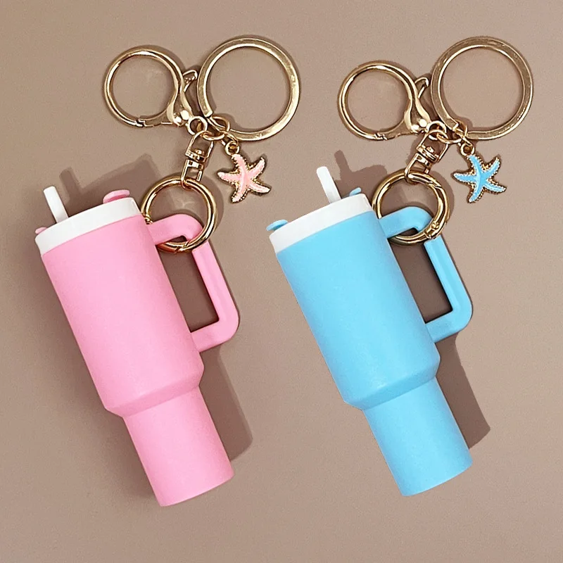 Wholesale Mini Stanly 3D Cup Keychains Tumbler Lipstick Storage Holder Removable Lids Cups Keychain Starfish pendant keychain