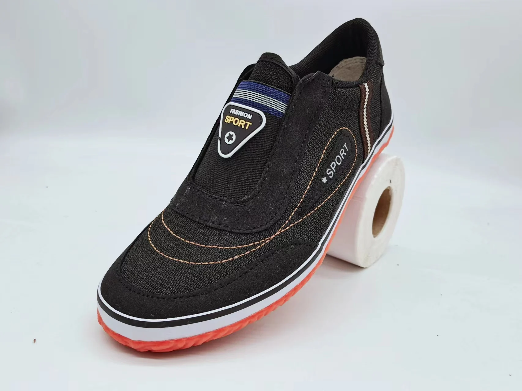 Hot sale in Russia Yemen Oman Dubai Saudi Arabia Egypt Nigeria Algeria canvas sneakers custom flat unisex women rubber shoes men