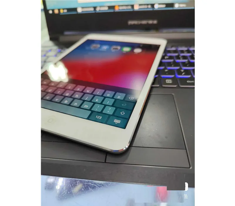 В наличии б/у планшетный ПК с сенсорным экраном Оригинальный разблокированный для ipad