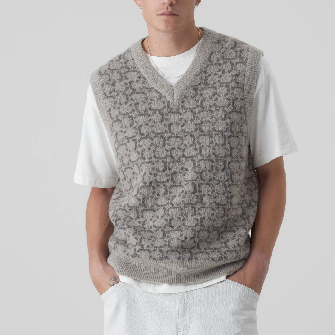 Custom FNJIA Fashion Knitting Pullover Jumpers OEM Men Sleeveless Jacquard Knitted Custom Sweater Knit Vest