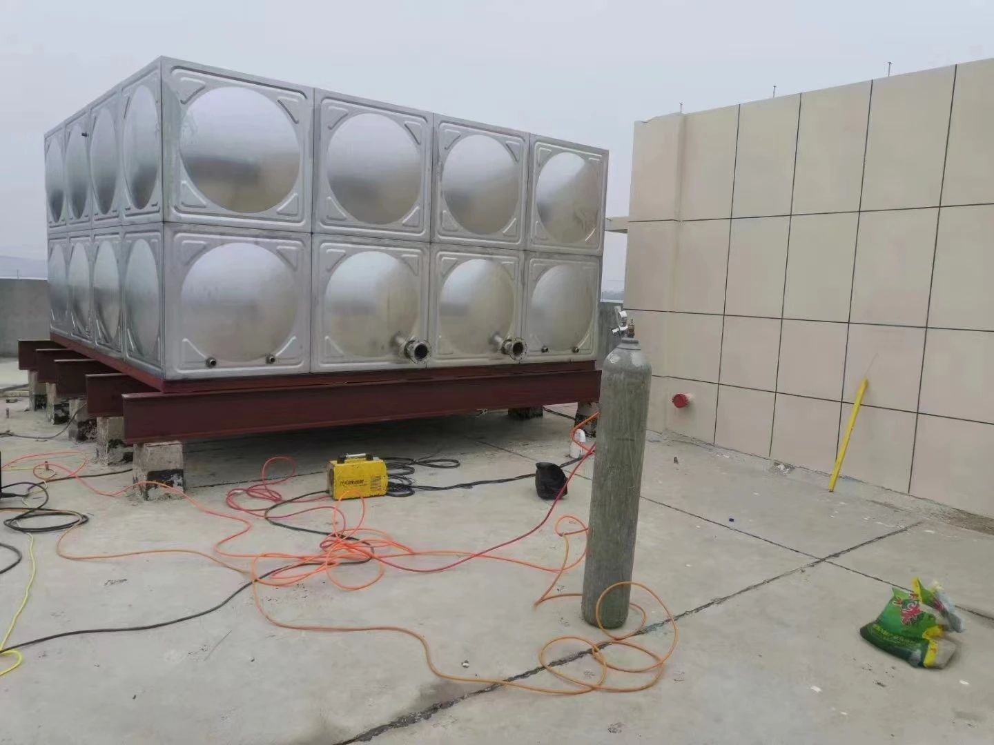 Customized water treatment machinery 100- 5000 litre stainless steel water storage tank price