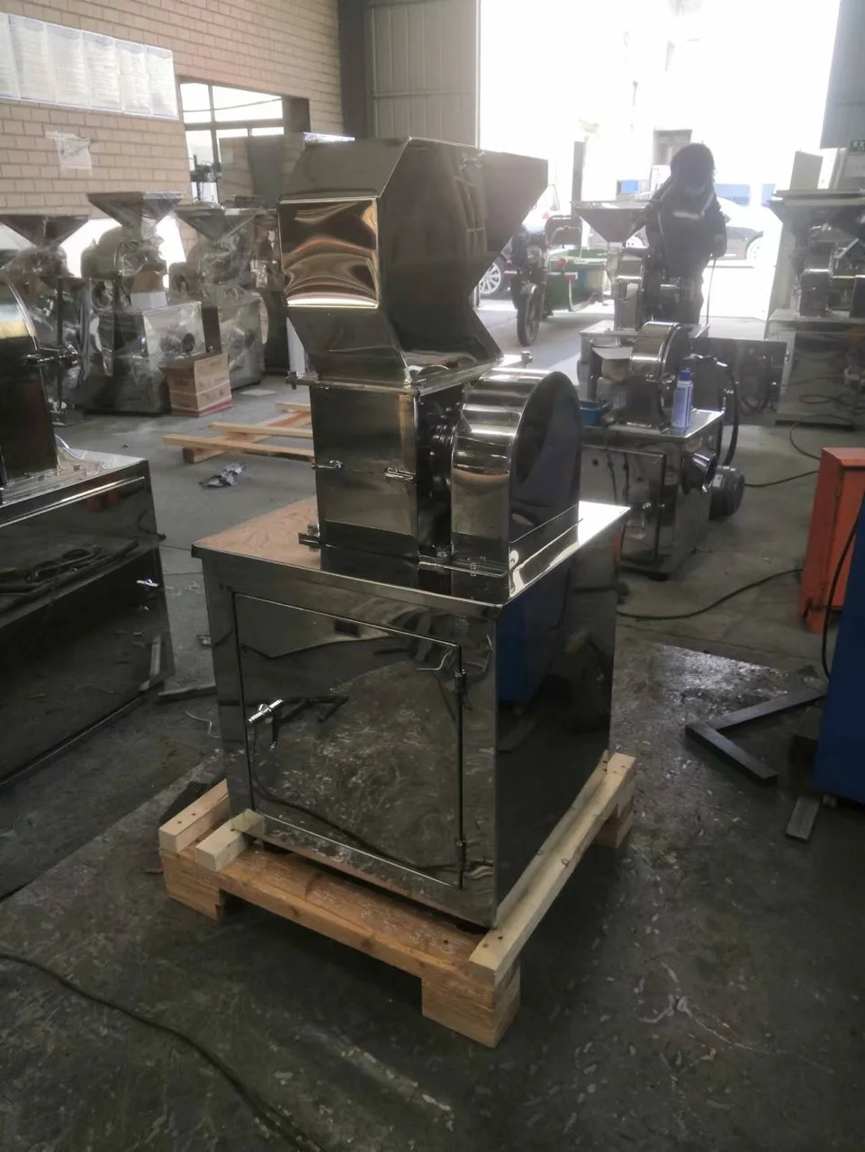 SUS304 coarse crusher for black pepper efficient pepper powder processing machine automatic pepper coarse grinder machine