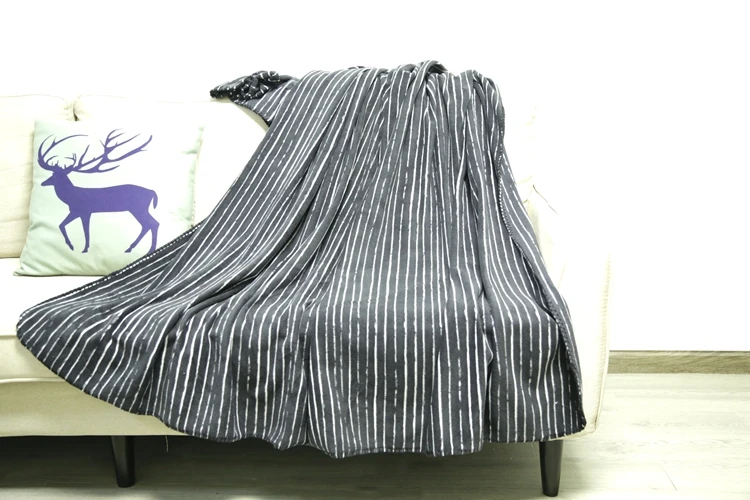 Wholesale RTS High Quality Heavy Weight Print Stripe Yoga blanket Polar Fleece Blanket Throw Chunky Knit Blanket