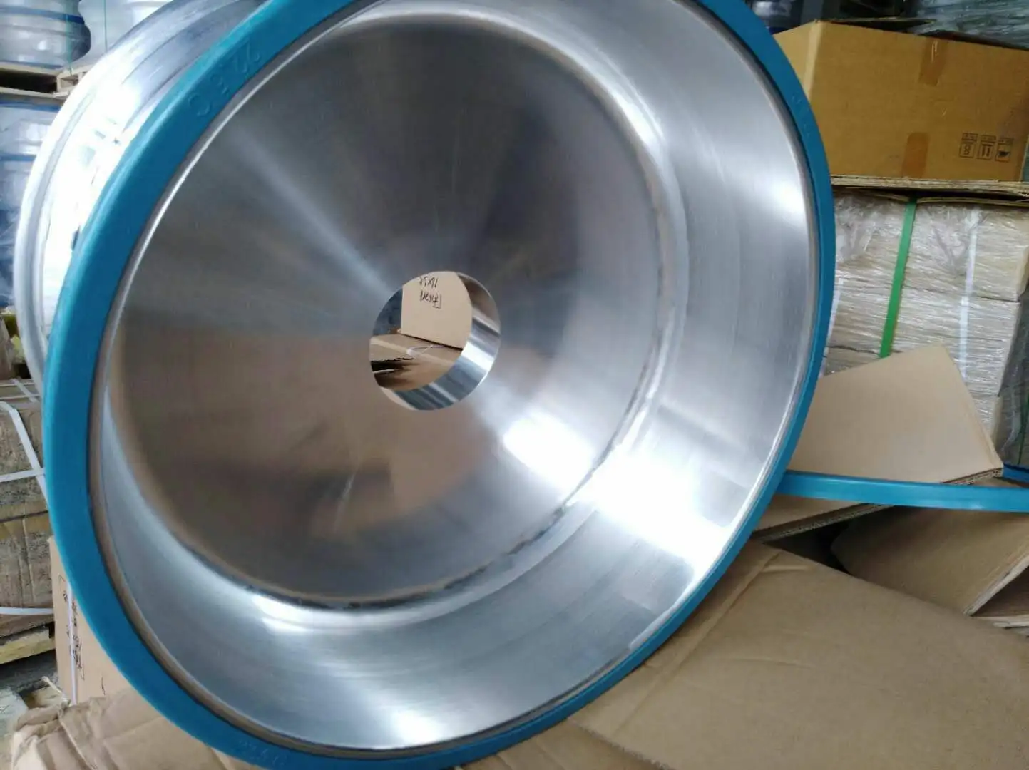 customized off road truck wheels and rims blank of aluminum semi truck tires 295/75/22.5 385/65r22.5 tires