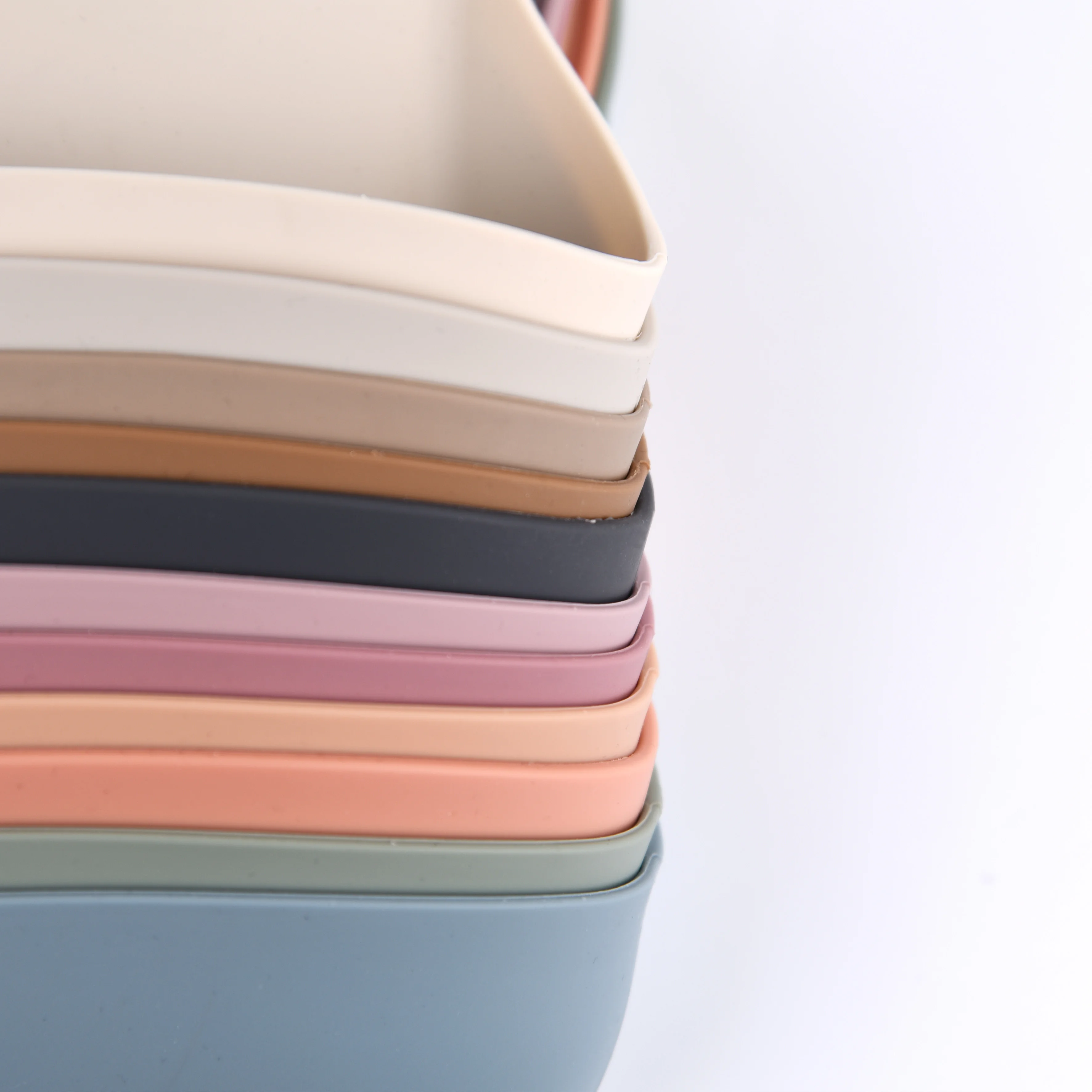 Manufacturer Silicone Baby Bib With Food Catcher 100% Food Grade Baby Silicone  Bib