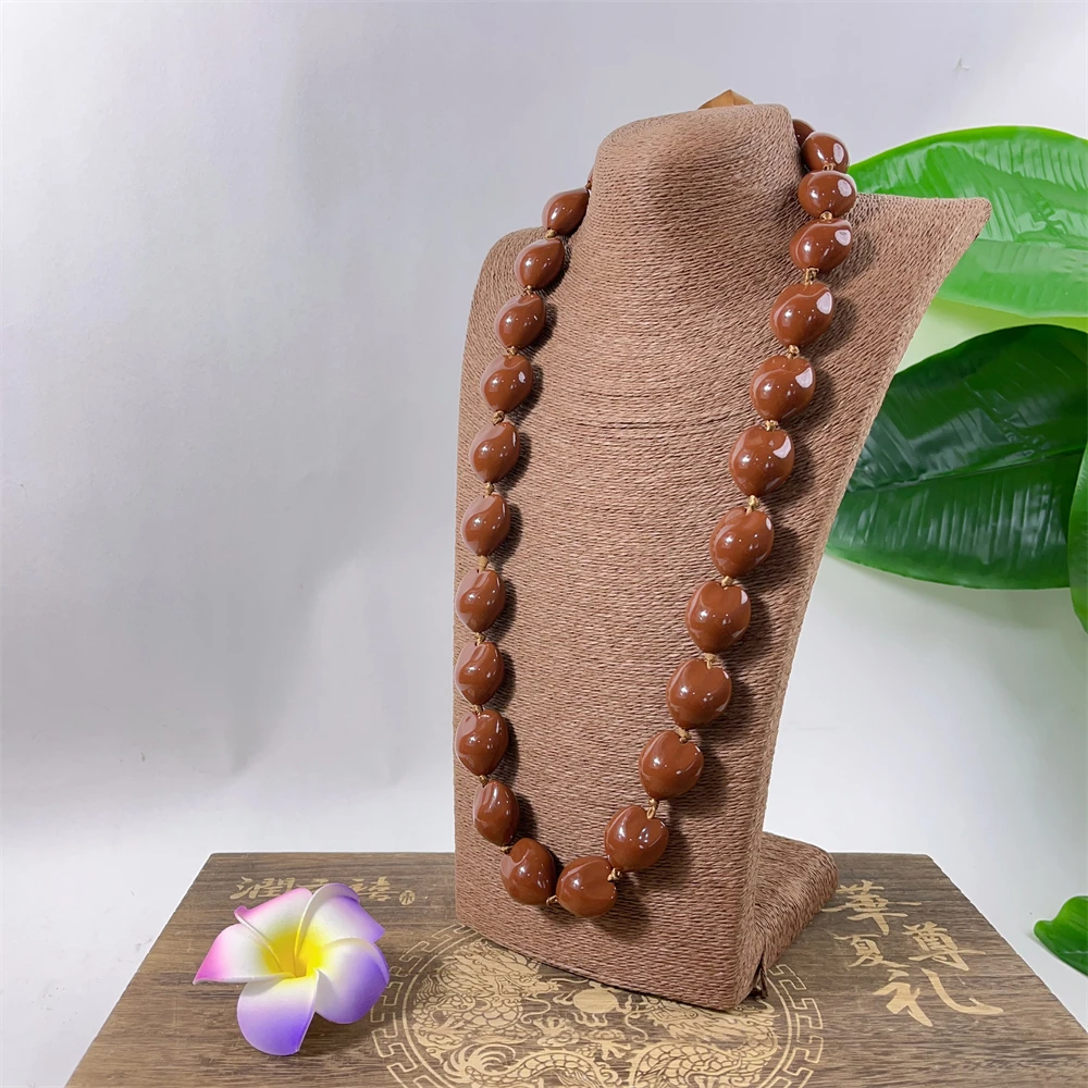 Fashion Artificial Acrylic Hawaiian Kukui Nut Leis Wholesale Necklace