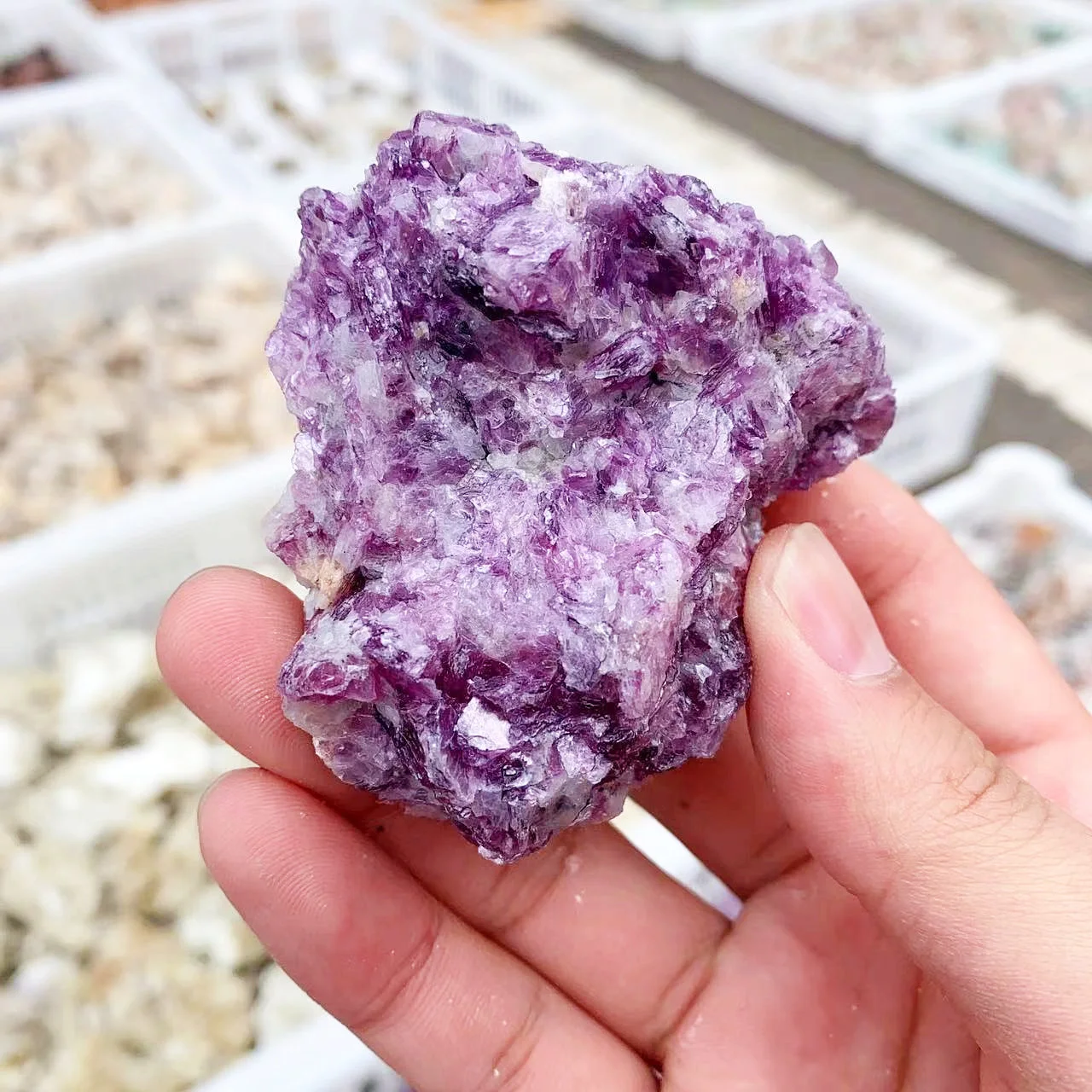 Natural Energ Rough Crystal Mineral Specimen Rare Purple Mica Raw Stone for Healing Decorate
