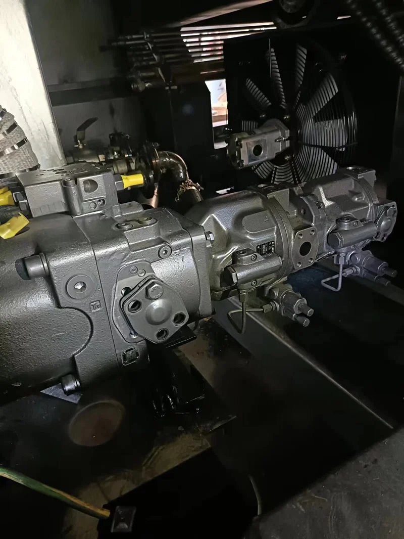 track mobile trommel 1.jpg