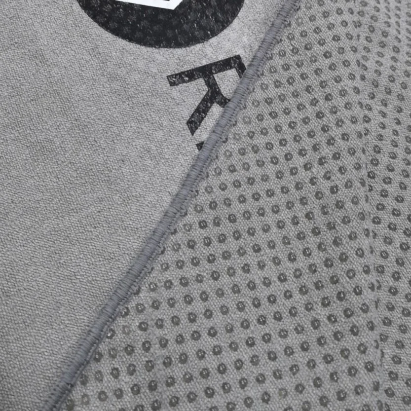 Eco-friendly Microfiber Private Label Machine Washable Yoga Towel with Grip dots