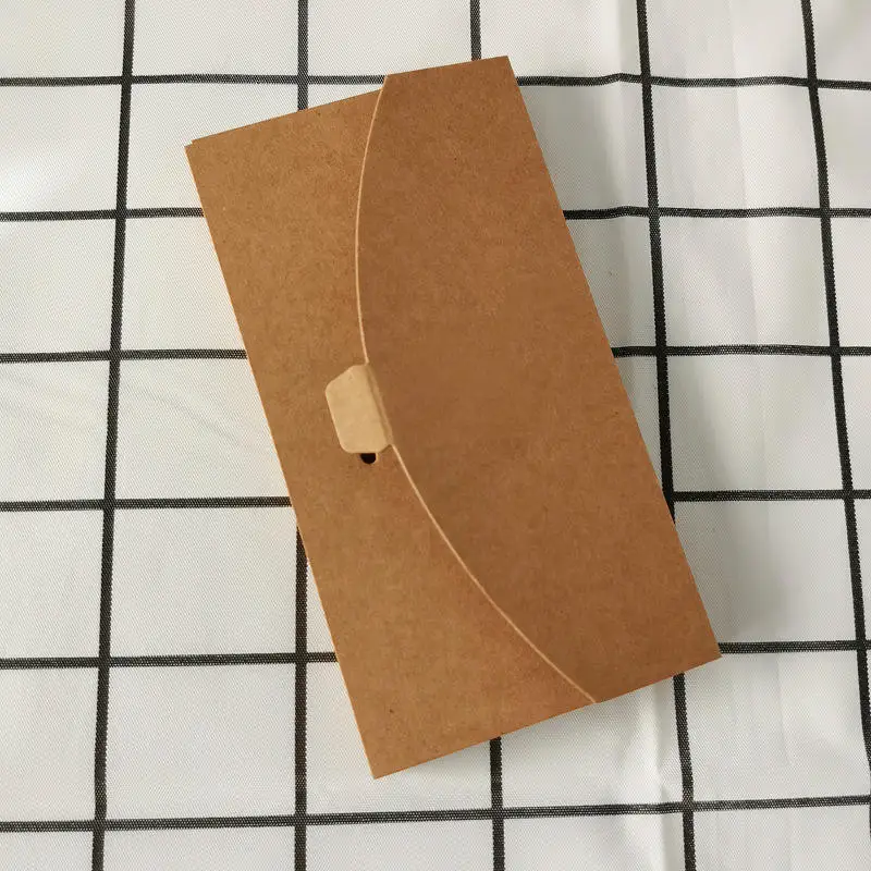 Custom Logo Cardboard Packaging Phone Case Packaging Flat Kraft Paper Phone Case Packing Packaging Box