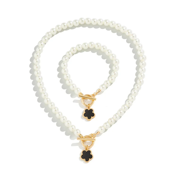 Fashion Niche Light Luxury Design High-end Clavicle Chain Five Leaf Petal Flower Pearl Chain Necklace Bracelet Jewelry Set