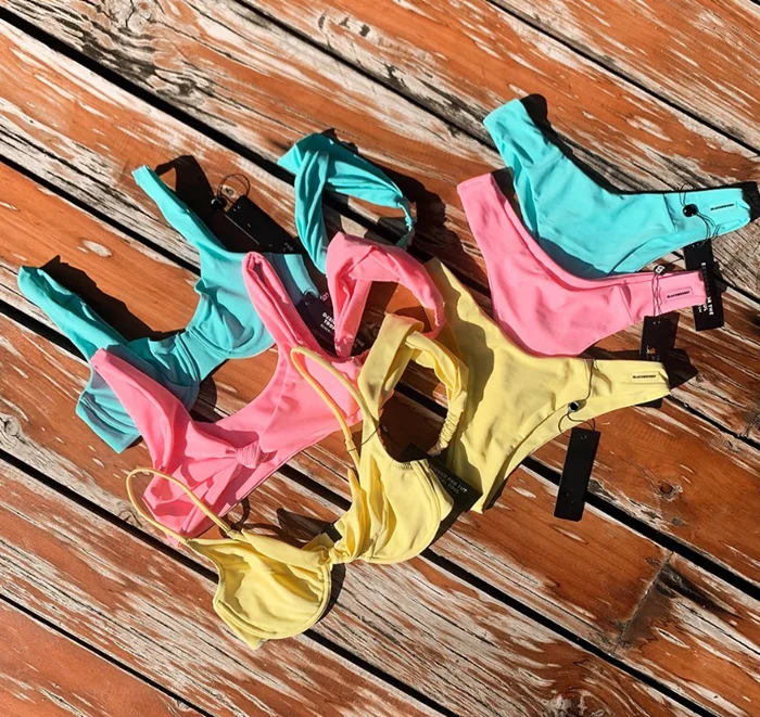 
 Купальник-бикини, 2020 г., купальник, пляжная одежда  