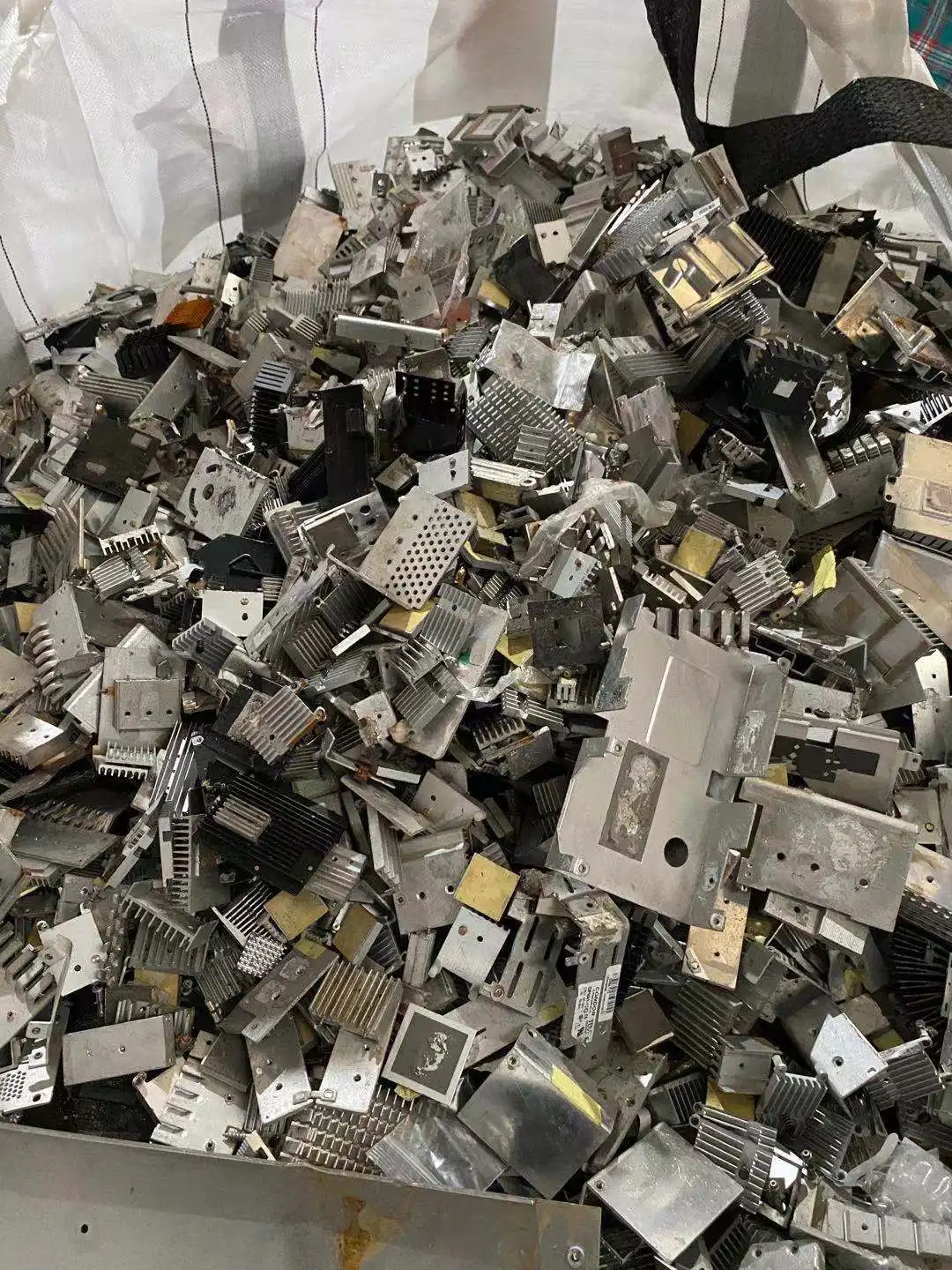 Manufacturer Wholesale High Purity Scrap Aluminum for Industry