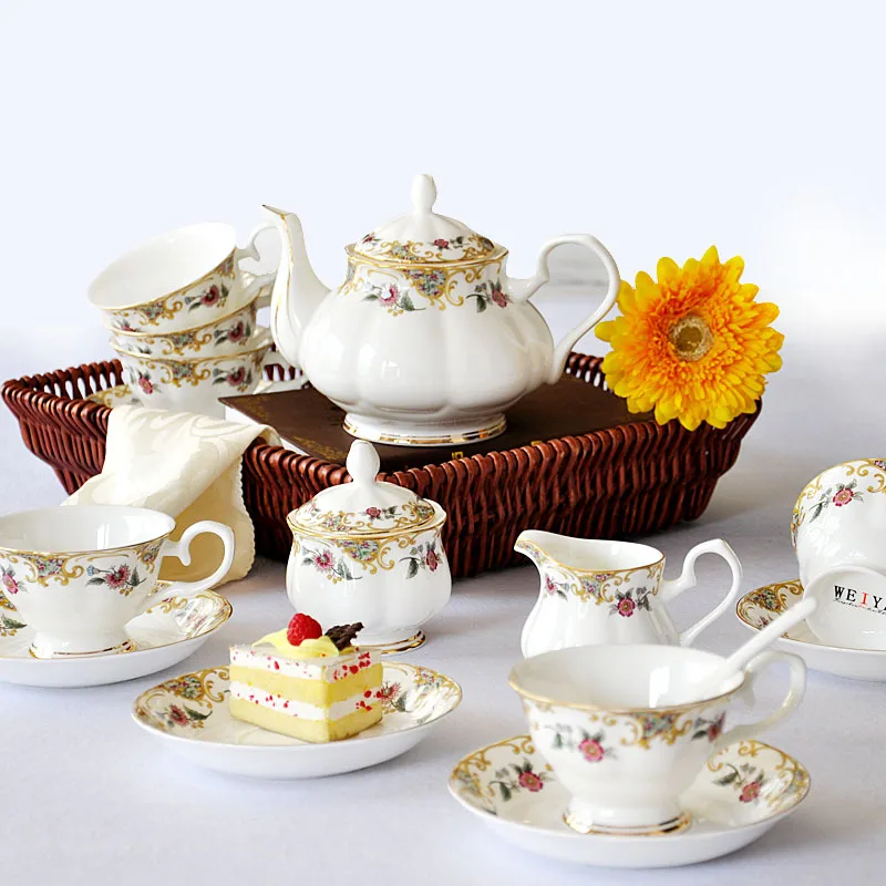 Floral Gold Pattern Banquet Fine Bone China 15pcs Tea Coffee Set