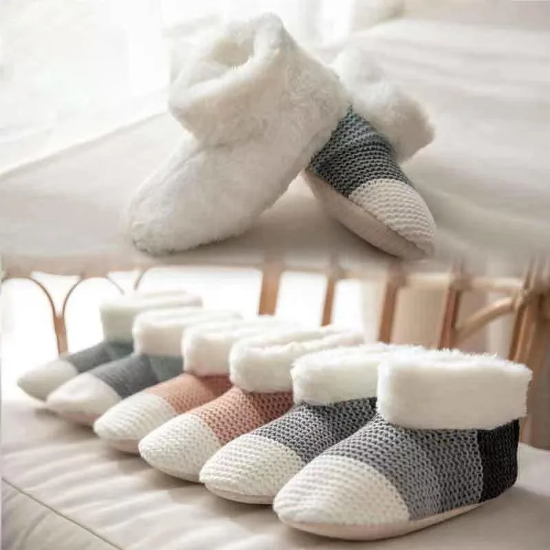 High Quality Winter Thicken Warm Fluffy Plush Slippers Indoor Non-slip Sleep Socks Cozy Fuzzy Striped Wool Floor Socks For Adult
