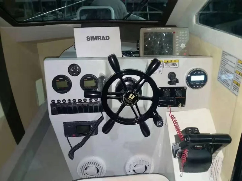 10.6m Fiberglass Fishing Boat with Cabin