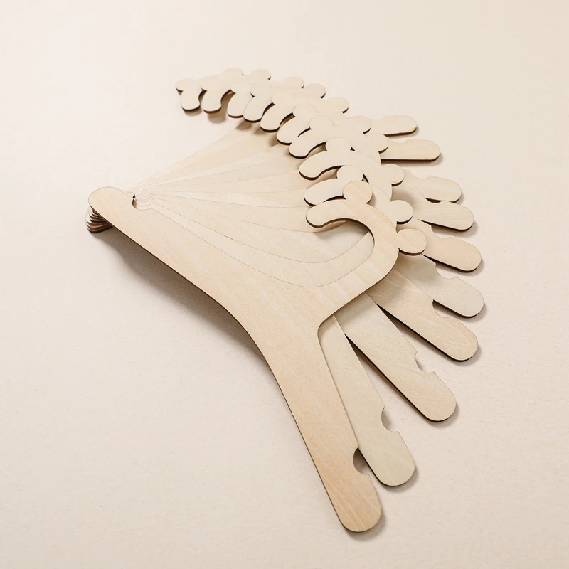 Cute Animal Shape Wooden Cloth Hangers Natural Luxury Space Clothes Classical Triangle Hanger