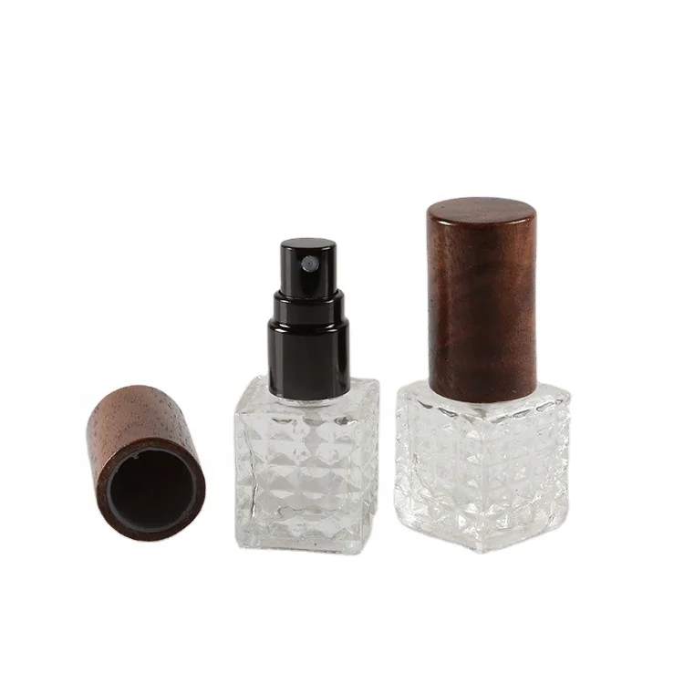 
 High quality new trendy customized wooden perfume bottle cap  