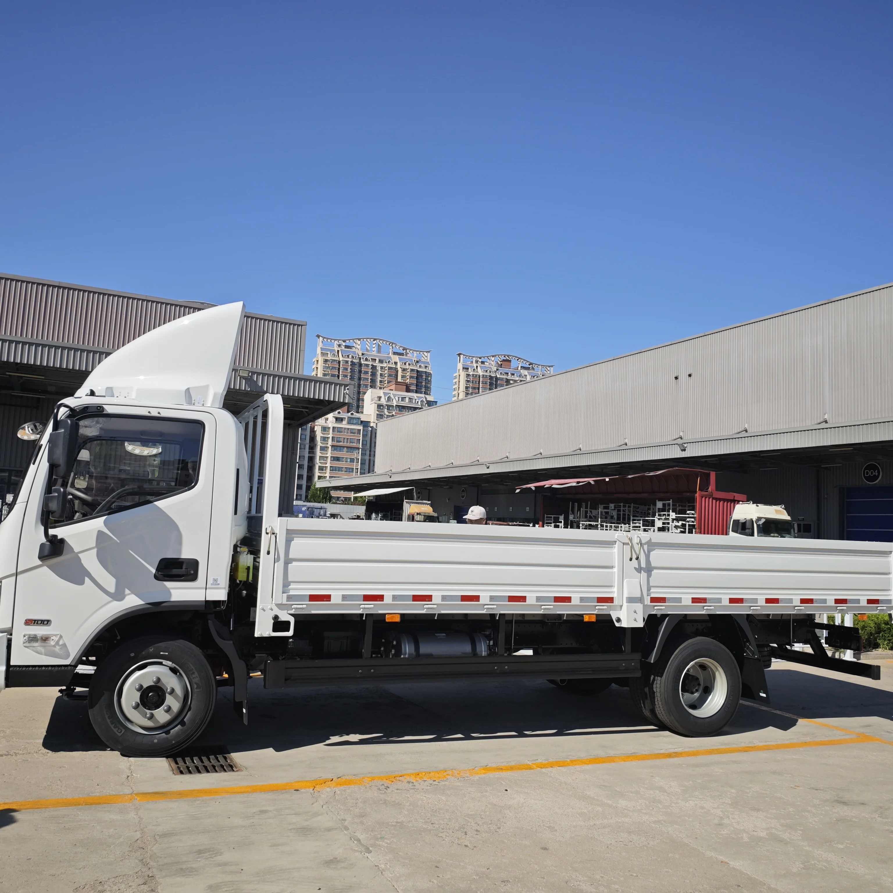 Новый грузовой грузовик 4x4 4x2 для вождения Foton Aumark 2 тонны 3 5 тонн Легкий Грузовой