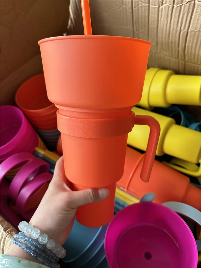 Custom Logo High Quality Food Grade Plastic  Custom Colorful Plastic 2 In 1 Snack And Drink Cup