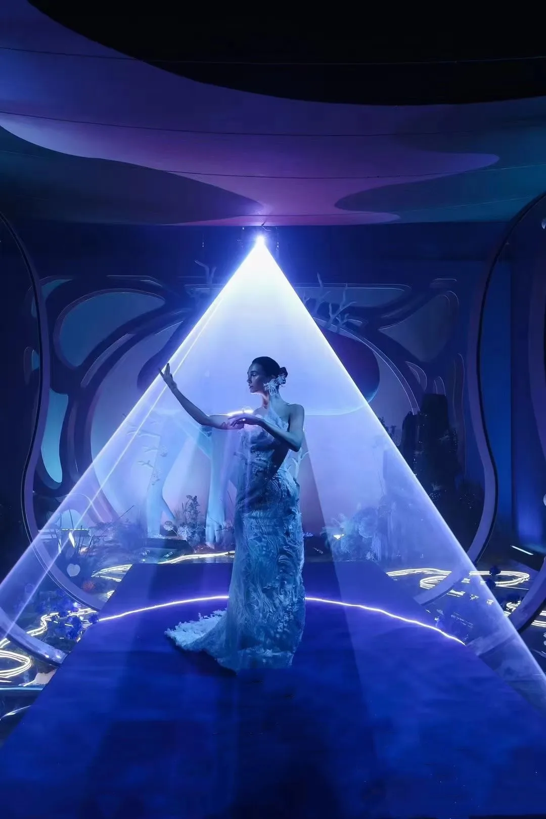 10W RGB Laser Show Projector Animation Laser Light Cinderella effect Animation Projector Dj Laser Light for Party Disco Club