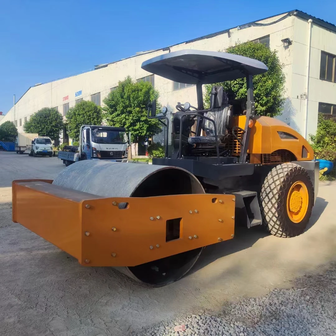 Durable 8 Tonne Road Roller with Double Drum and Hydraulic Features