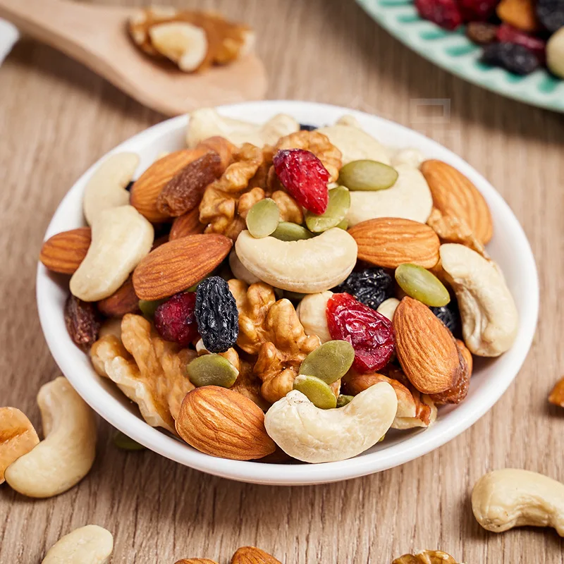 7 types of canned mixed nuts and dried fruits 500g mixed comprehensive nut snacks mixed nuts