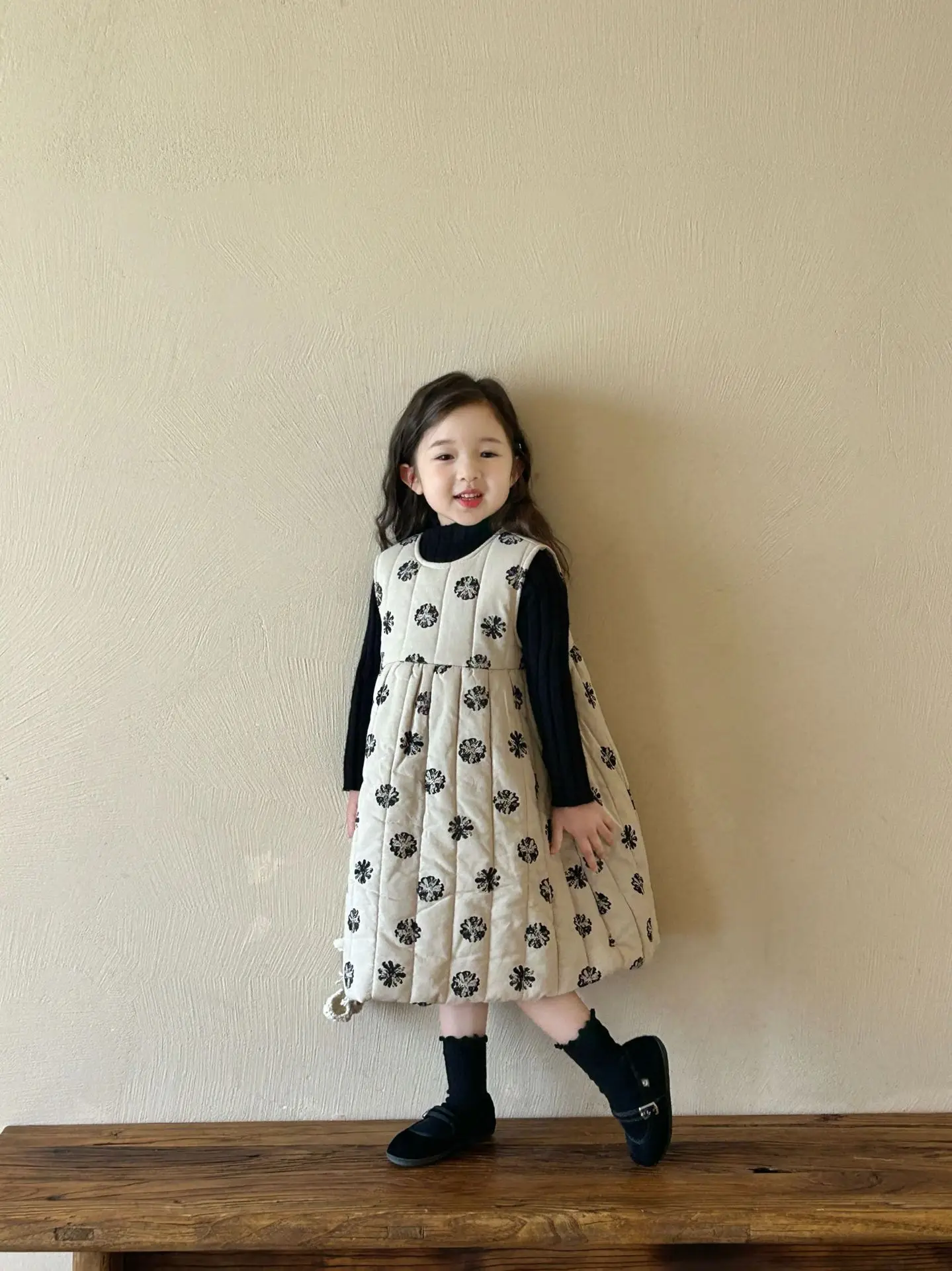 0664 Korean design little baby girls cotton padded dress infant toddler kids flower dress warm clothing wholesale