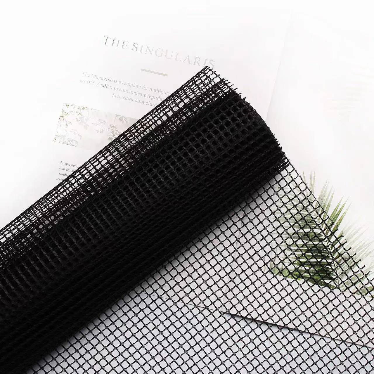 Wholesale Korean Classic Net Mesh Paper Roll Wrapping Flower Bouquet Gift Decor Wrapping Paper