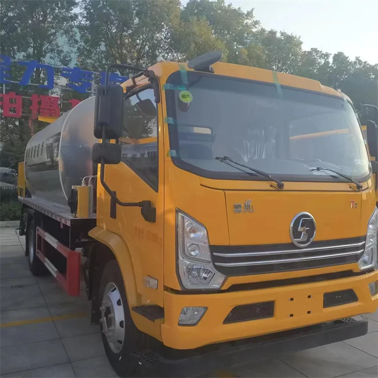 Factory direct supply Shacman 10CBM 10000L asphalt distributor truck Bitumen Distributor Truck new used Asphalt Sprayer
