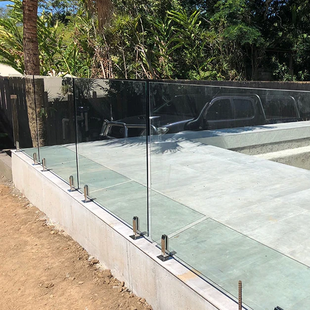 High Quality Balustrade Frameless Glass Railing Fittings Stainless Steel Swimming Pool Glass Fixing 316 Mirror Square Spigot