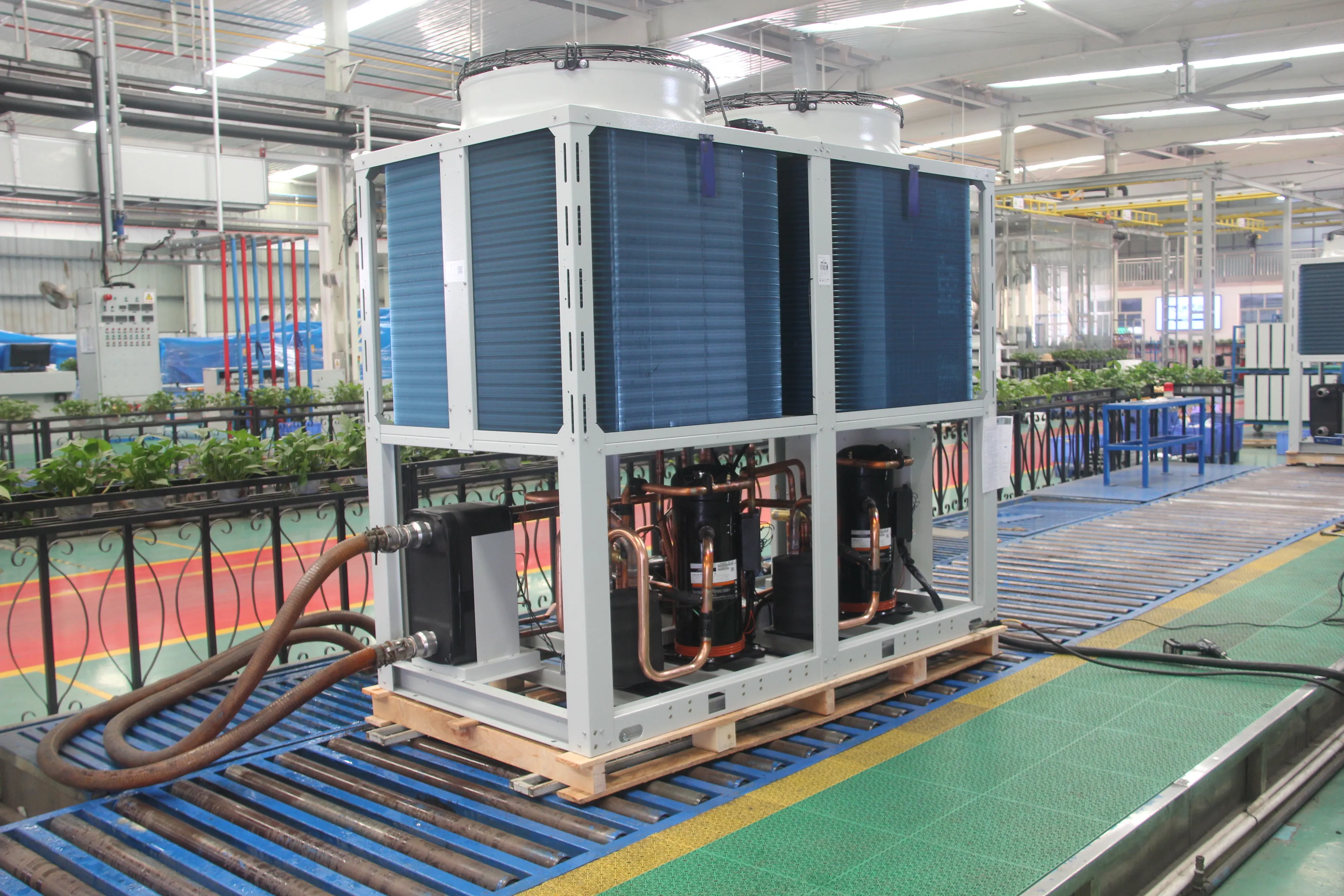 Euroklimat Commercial Tall Building Energy Saving 65 130 kw Air Cooled Modular Chiller