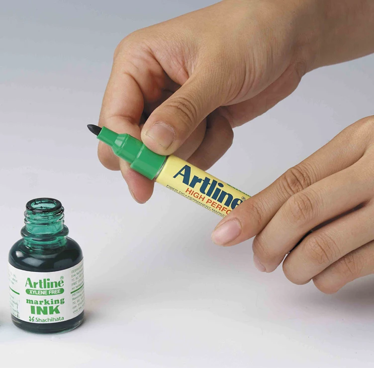 japan 12 colors paint marker pen DIY album graffiti pen car tyre paint marker