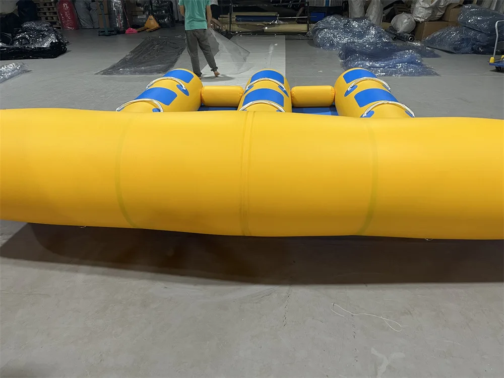 Manufacturer supplier Inflatable Banana Boat Inflatable Flying Fish With Foot Areas Inflatable Flyfish Boat For Sale