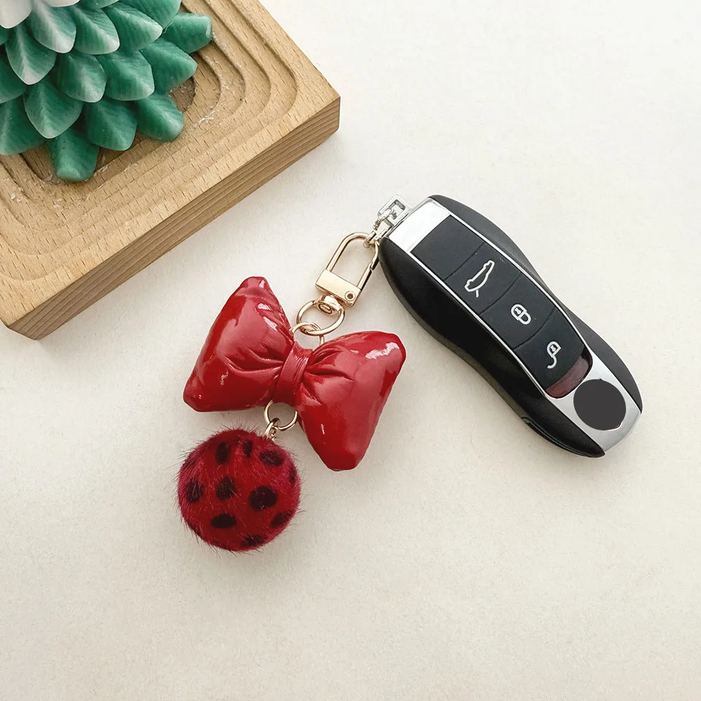 Leopard Print Leather Bow Pendant Keychain Fashion Accessories with Unique Style
