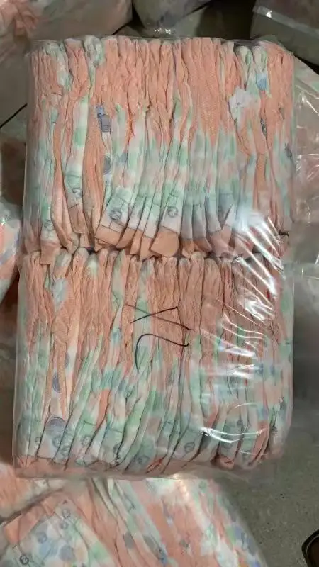 2022 TOP 1 Popular Baby Diaper Cheap Stocklot Baby Diapers in Bales Grade B Diapers