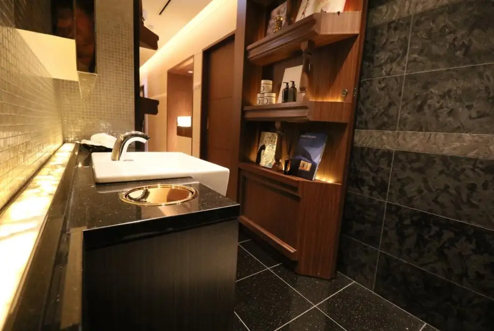 
Premium Black Galaxy Granite Flooring Tile China Absolute Black Granite Slabs Black Galaxy Granite Slab For Sale 