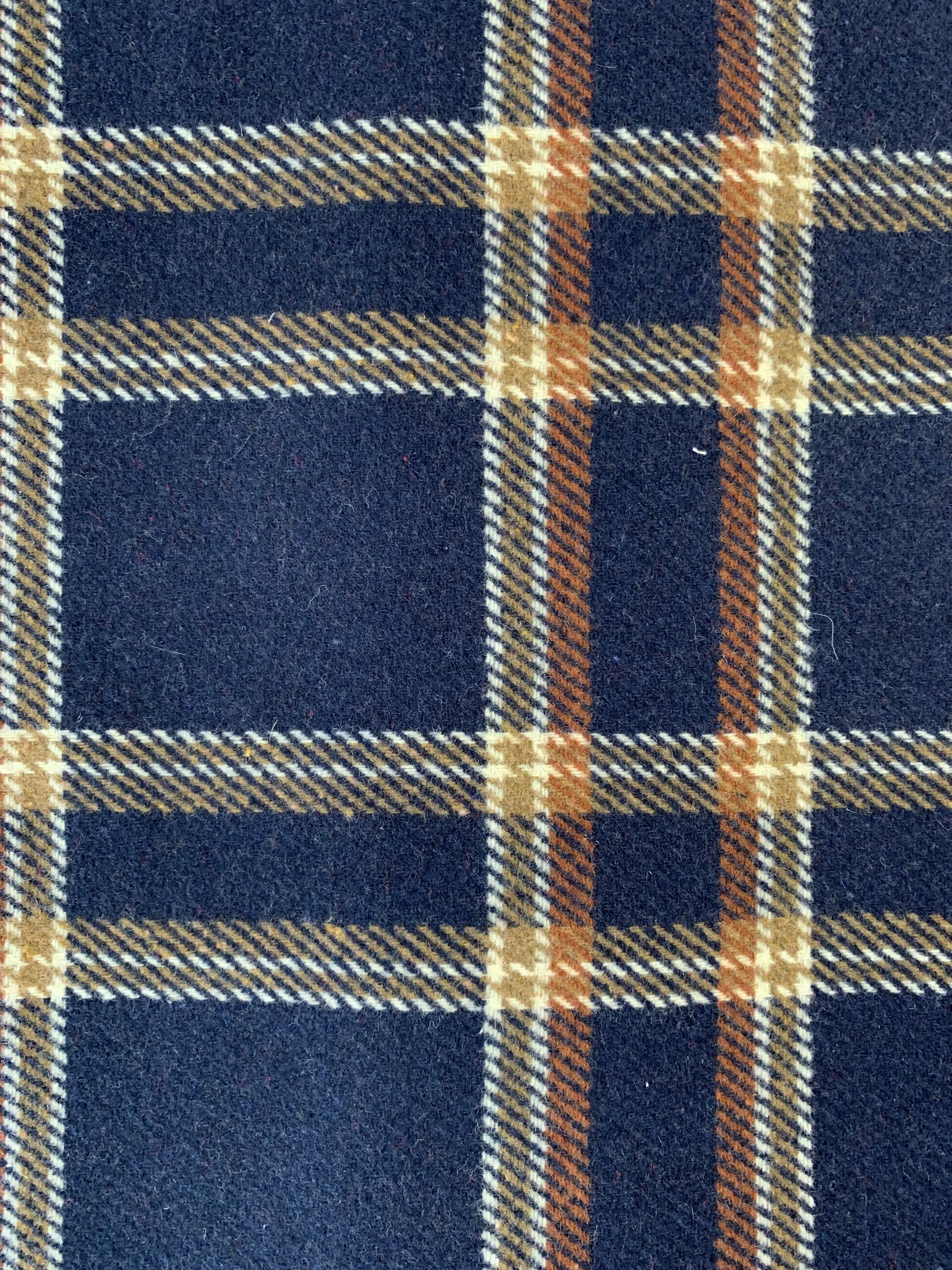 MENS SHIRT IN HEAVY WOVEN POLY WOOL FLANNEL ODM CUSTOMIZED
