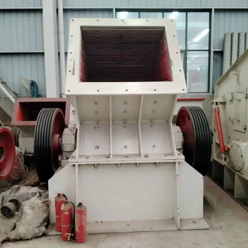 Heavy Hammer Crusher For Highways railways airport runways mines coal mines construction garbage disposal and other industries