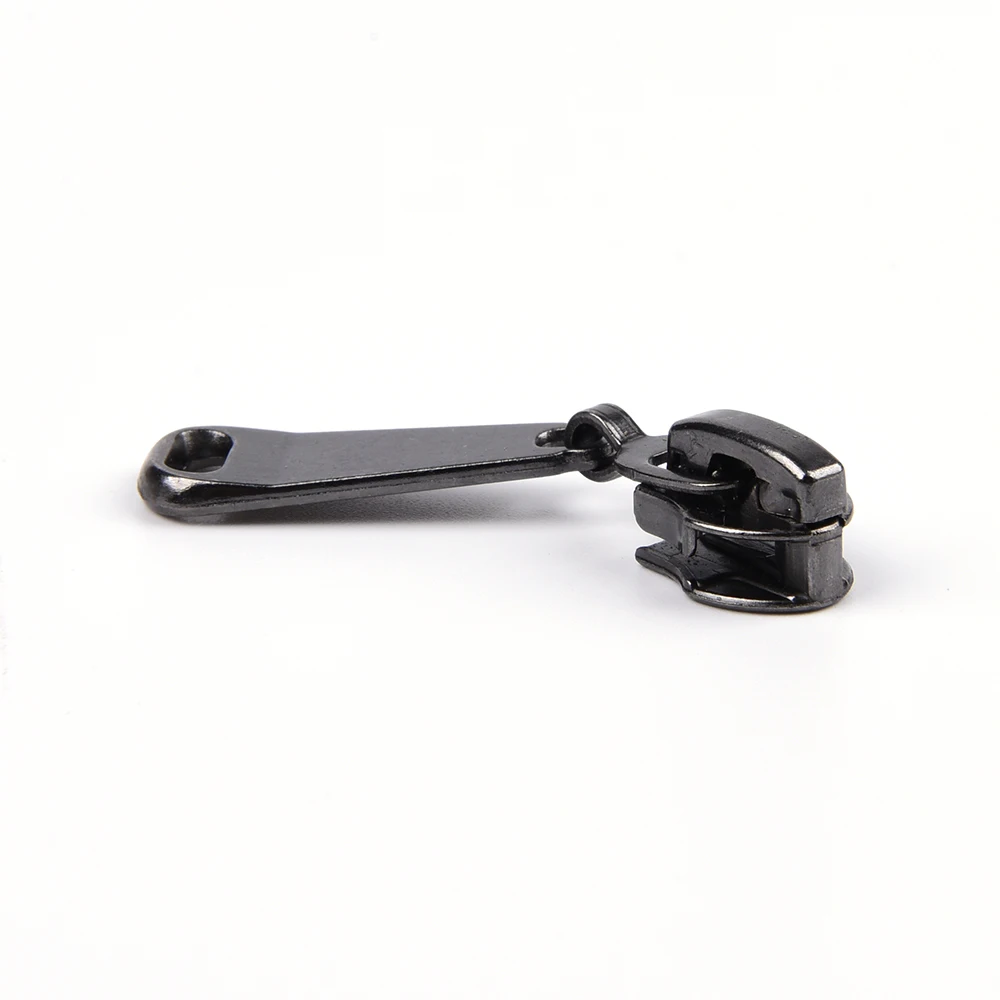 Custom Zinc Alloy Nickel Color 5# Brass Zipper Pullers for Garment Clothes