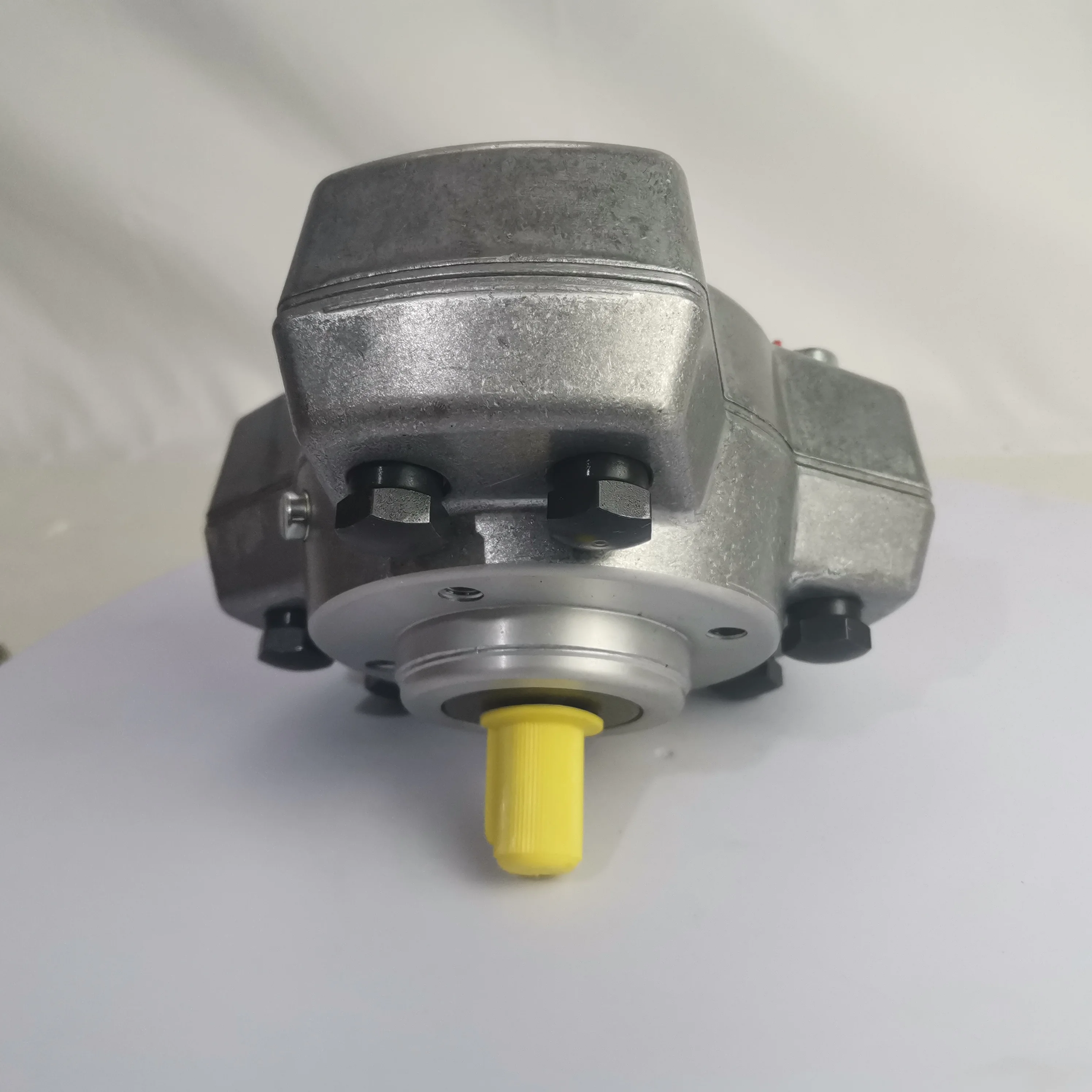 R2.5A R High Pressure Hydraulic Radial Piston Pump R2.1-2.1-2.1-2.1A R5.8-5.8-5.8-5.8 Hydraulic Pump R7.7A R2.5 R3.6A