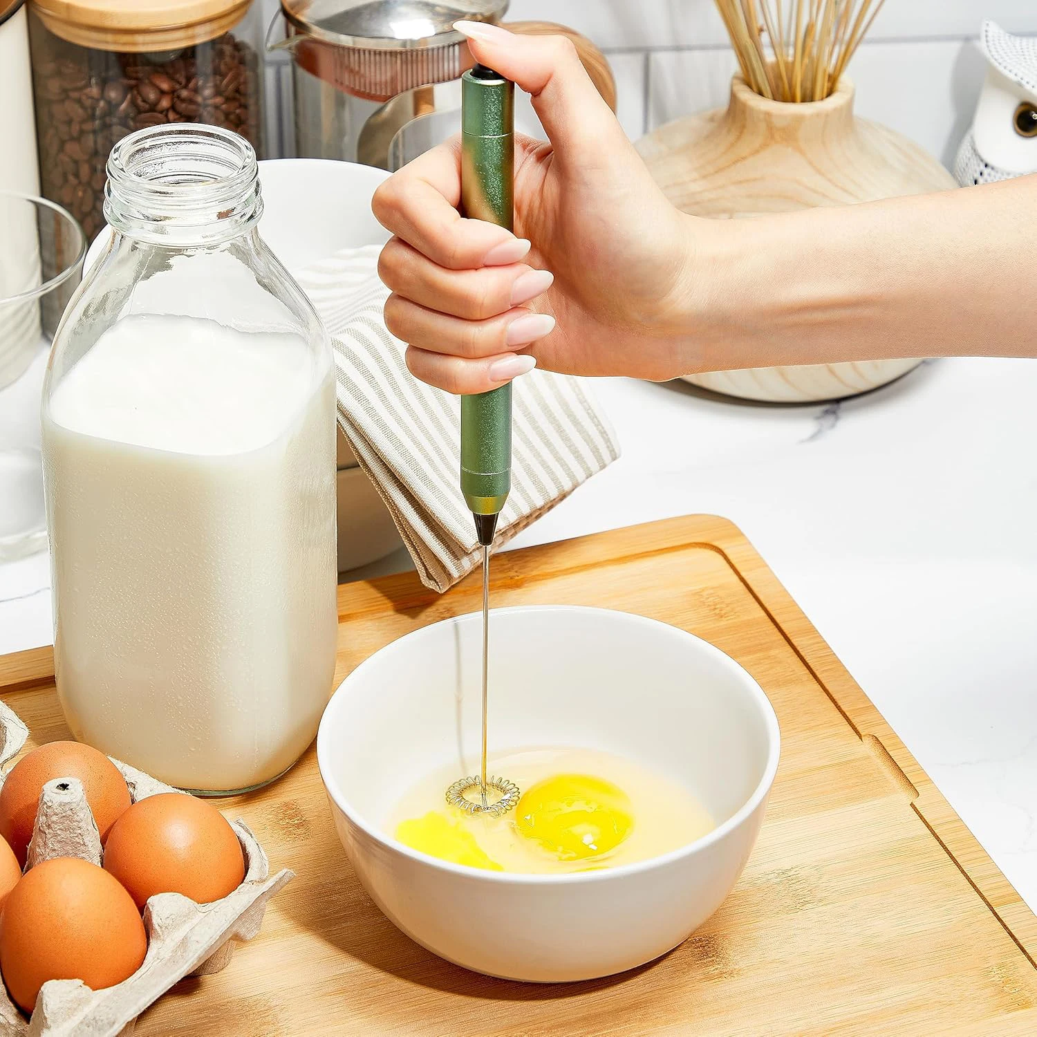 Hot Sell Espresso Accessories Electric Stainless Steel Milk Foam Maker Stirring Stick Mini Portable Handheld Milk Frother