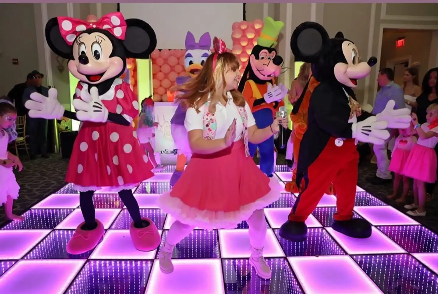 Factory Selling Portable Led Disco Night Club Dj Matte Dance Floor For Sale