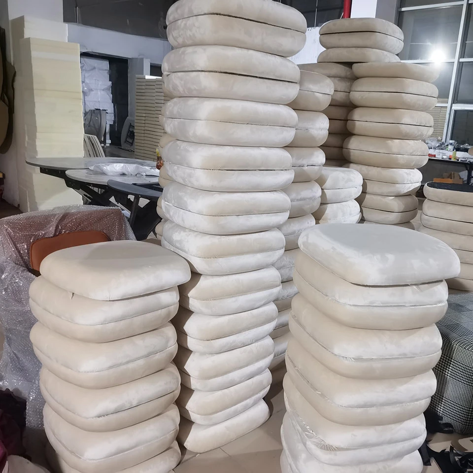 Hot sale cheap removable soft wedding chair foam seat pad chiavari chair cushion velvet leather fabric chair seat pads