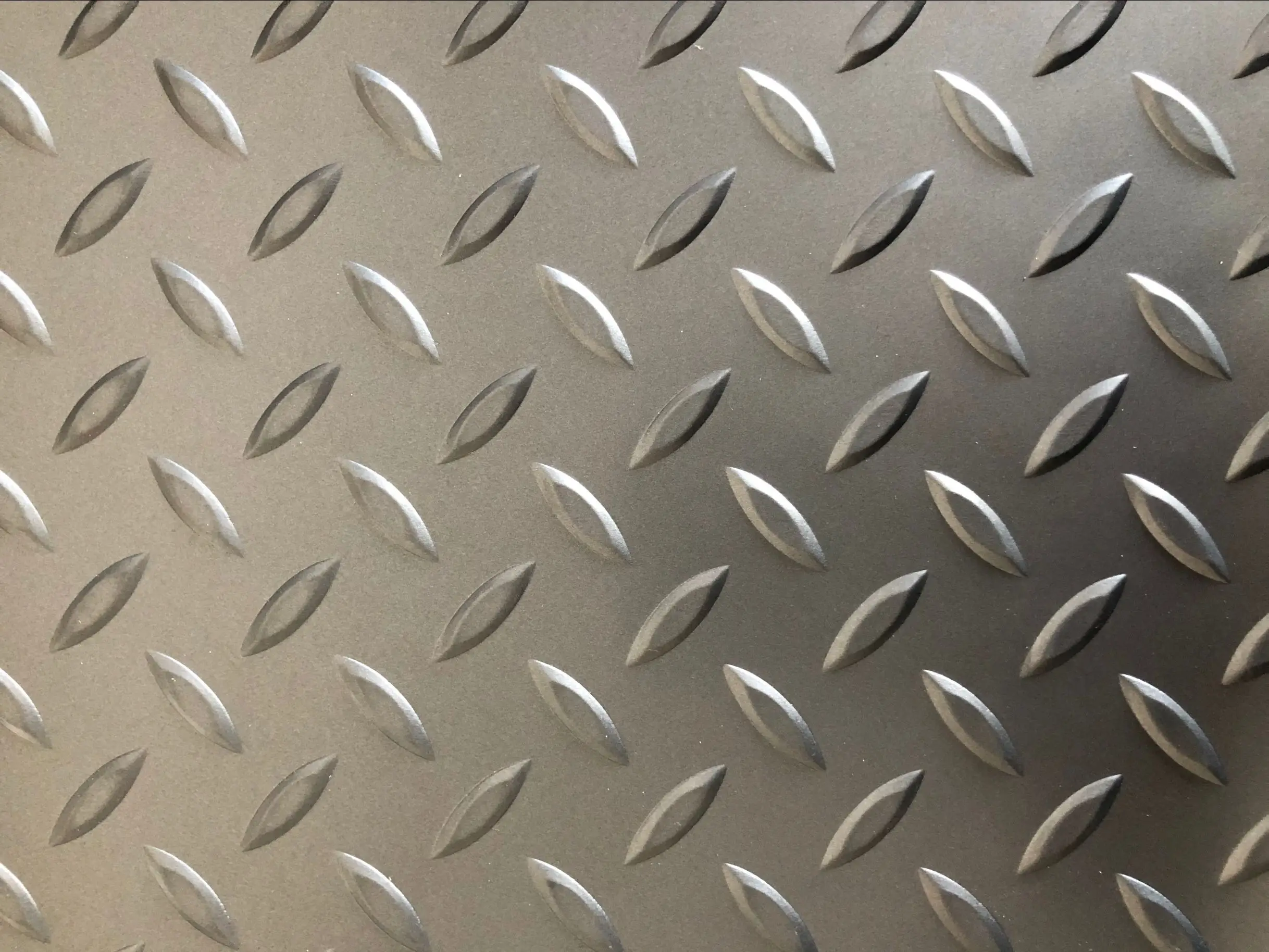 Checker Plate Rubber Flooring | PVC Rubber Flooring