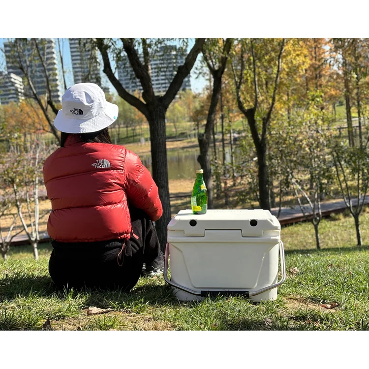 20QT white Cooler Box for  Dry Ice Food  Thermal Insulated Fish Storage Box