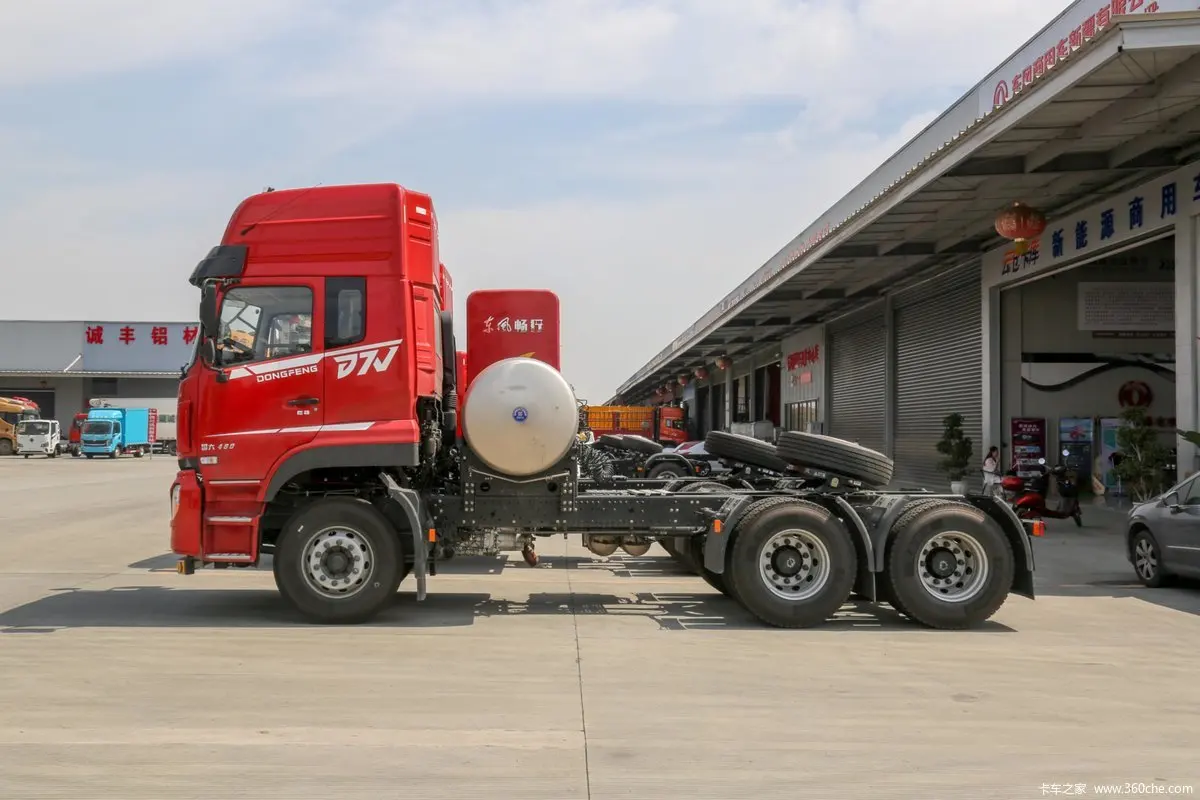 Dongfeng Heavy Duty Truck 8x4 Dump Truck 490 Horsepower AMT Automatic Transmission Affordable Financing Options for Your New Car